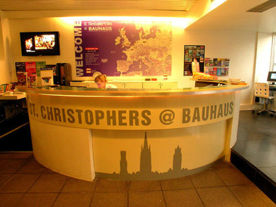 St Christopher'S Inn Hostel At The Bauhaus Brugia Zewnętrze zdjęcie